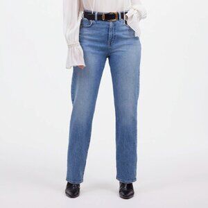 Curvy 90's Straight Jeans in Rondell Wash